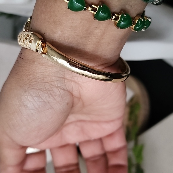 Gold with CZ Stones Clamper Hinge Bracelet - Picture 9 of 9